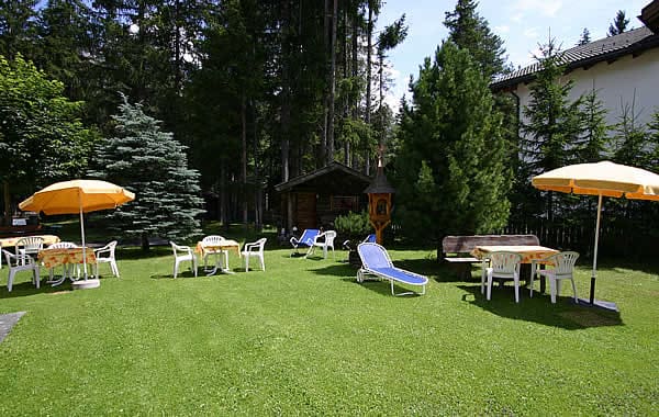 Hotel with garden